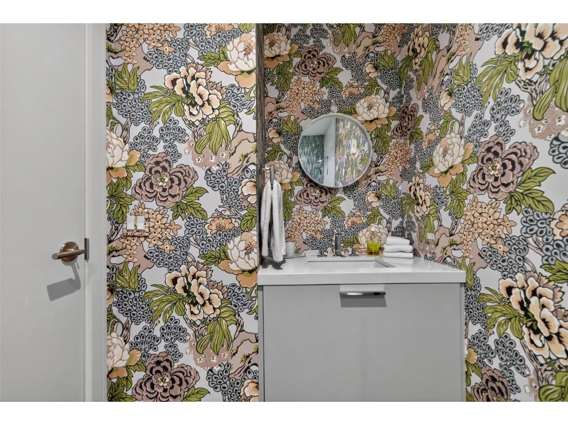 1591 Gulf Of Mexico Drive #216 Longboat Key FL 34228 - GULF OF MEXICO A4665247 image35