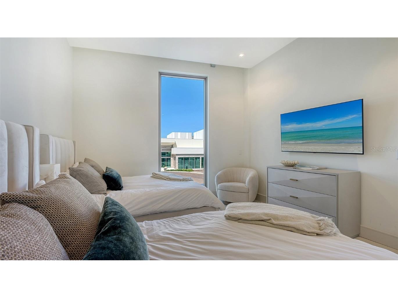 1591 Gulf Of Mexico Drive #313 Longboat Key FL 34228 - GULF & SARASOTA BAY A4644494 image23