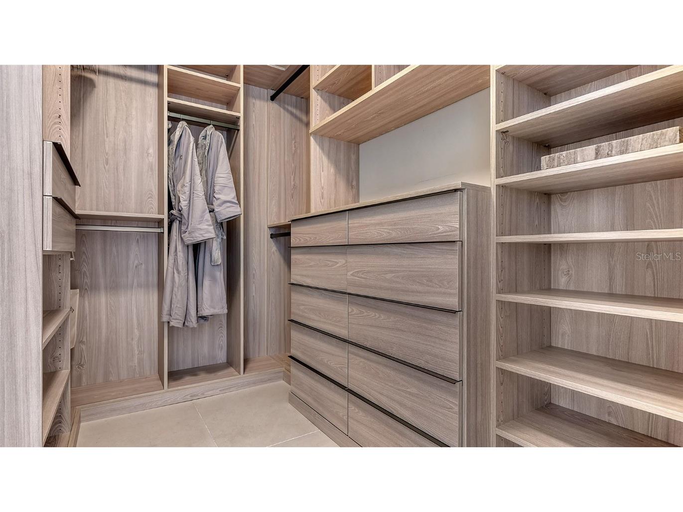 1591 Gulf Of Mexico Drive #313 Longboat Key FL 34228 - GULF & SARASOTA BAY A4644494 image26