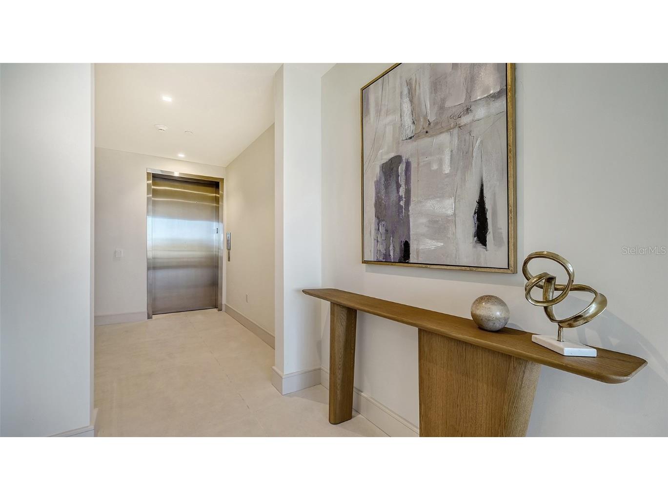 1591 Gulf Of Mexico Drive #313 Longboat Key FL 34228 - GULF & SARASOTA BAY A4644494 image3