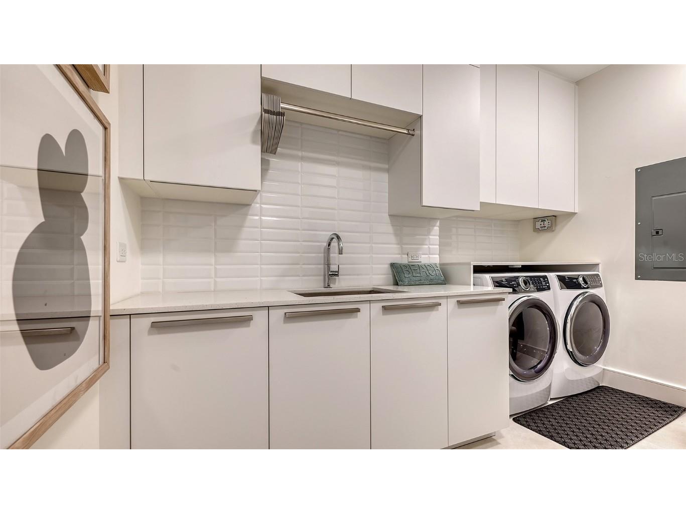 1591 Gulf Of Mexico Drive #313 Longboat Key FL 34228 - GULF & SARASOTA BAY A4644494 image30