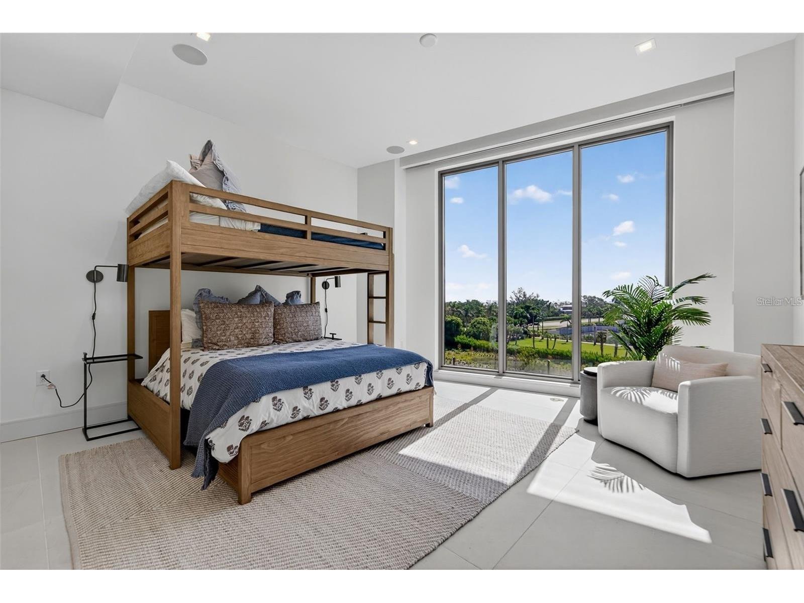 1591 Gulf Of Mexico Drive #410 Longboat Key FL 34228 - GULF OF MEXICO A4676510 image23