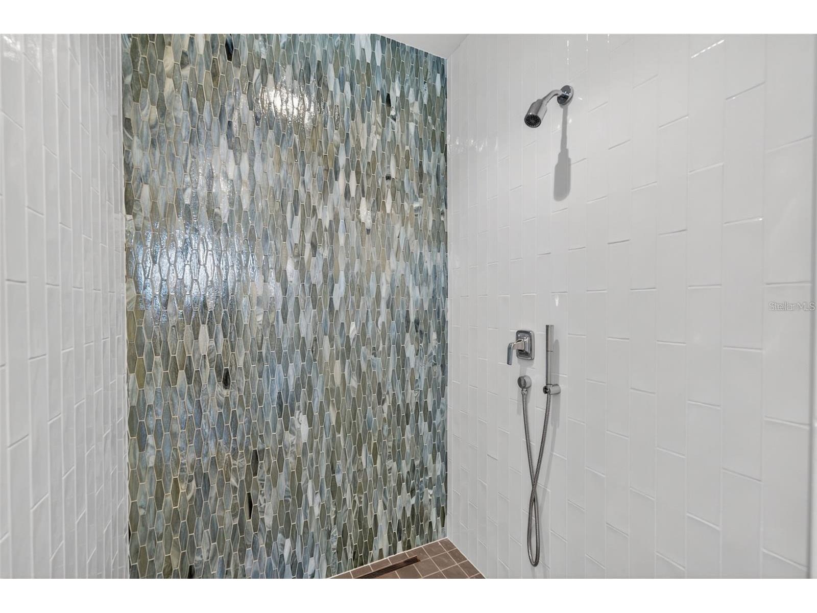 1591 Gulf Of Mexico Drive #410 Longboat Key FL 34228 - GULF OF MEXICO A4676510 image26