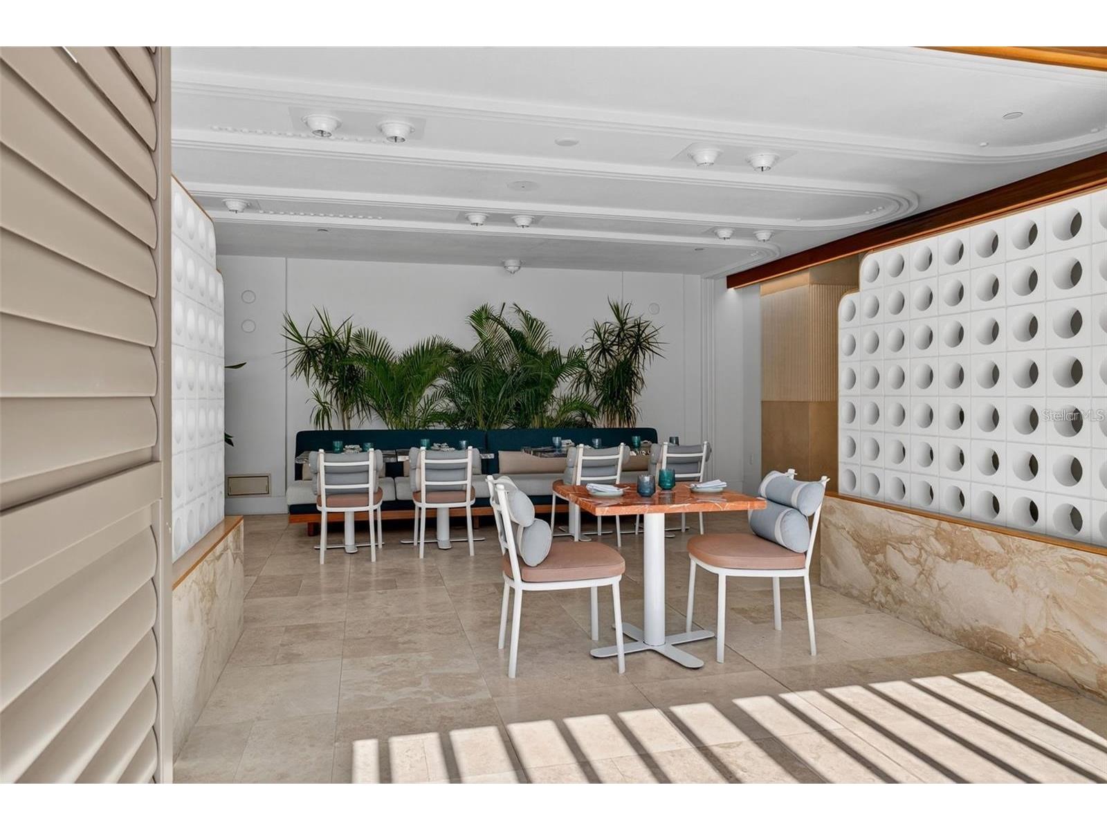 1591 Gulf Of Mexico Drive #410 Longboat Key FL 34228 - GULF OF MEXICO A4676510 image37
