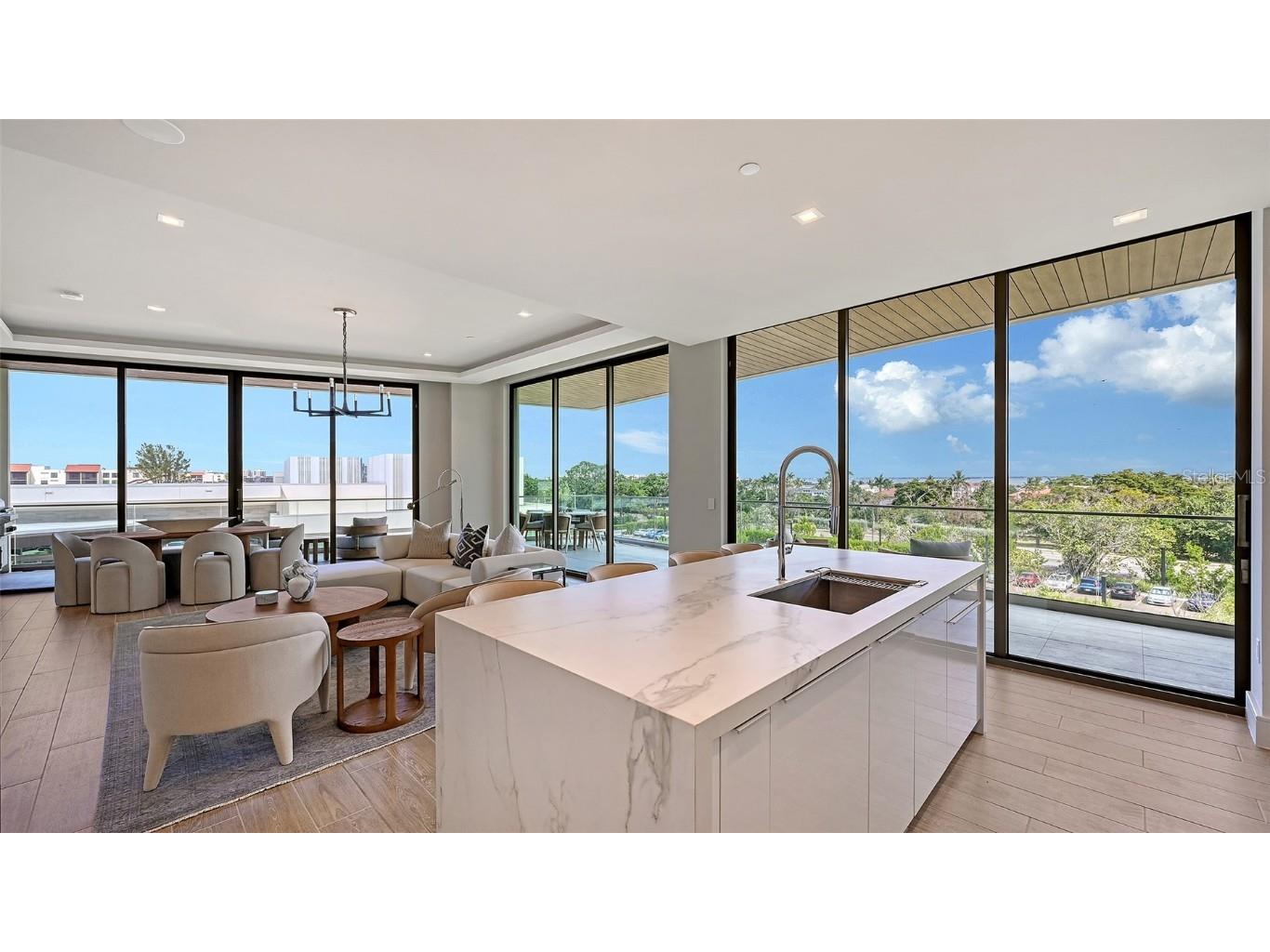 1591 Gulf Of Mexico Drive #413 Longboat Key FL 34228 - GULF OF MEXICO SARASOTA BAY A4627935 image10