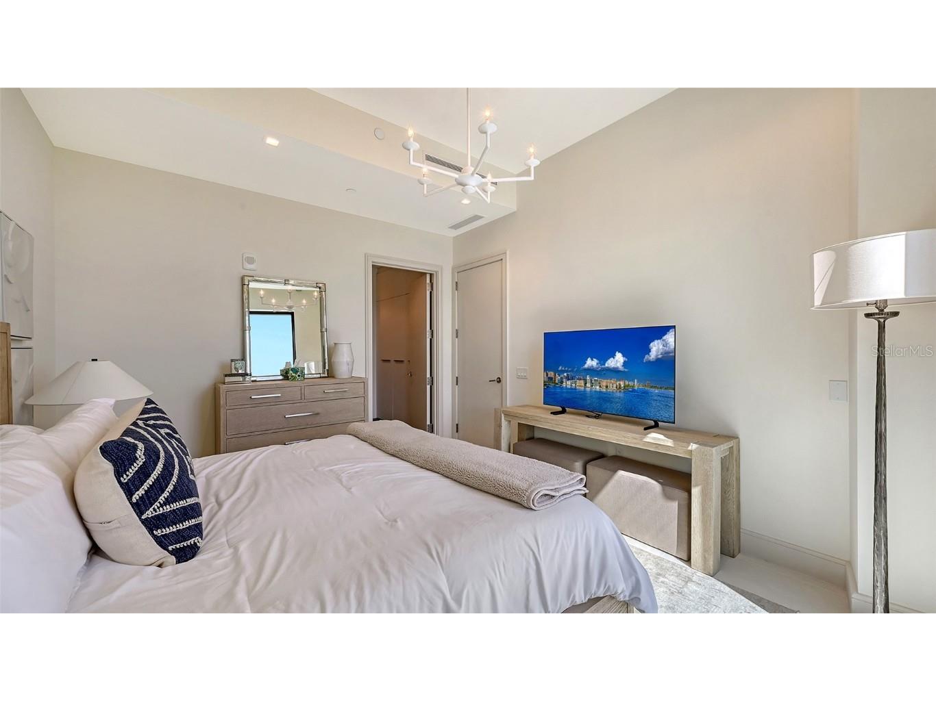 1591 Gulf Of Mexico Drive #512 Longboat Key FL 34228 - GULF OF MEXICO A4668544 image19