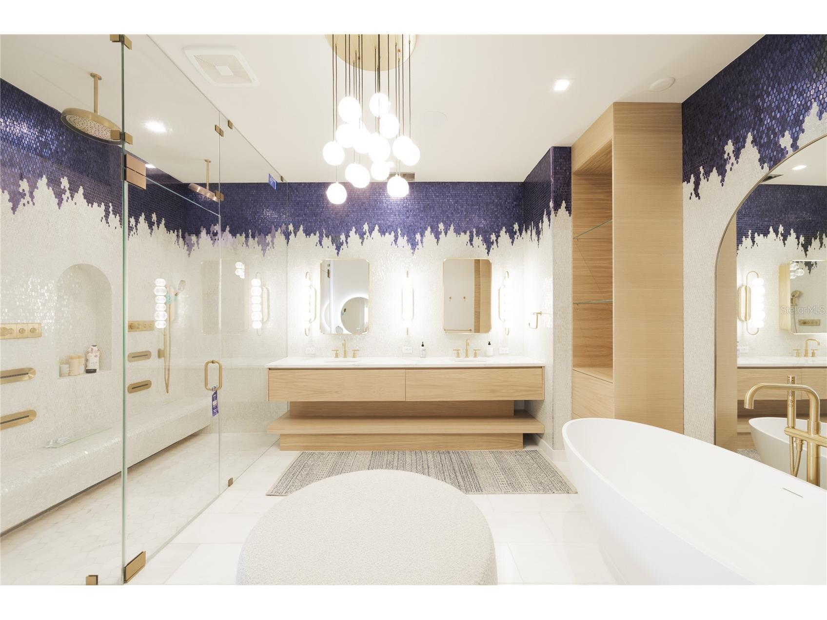 1591 Gulf Of Mexico Drive #619 Longboat Key FL 34228 - GULF OF MEXICO A4677888 image36