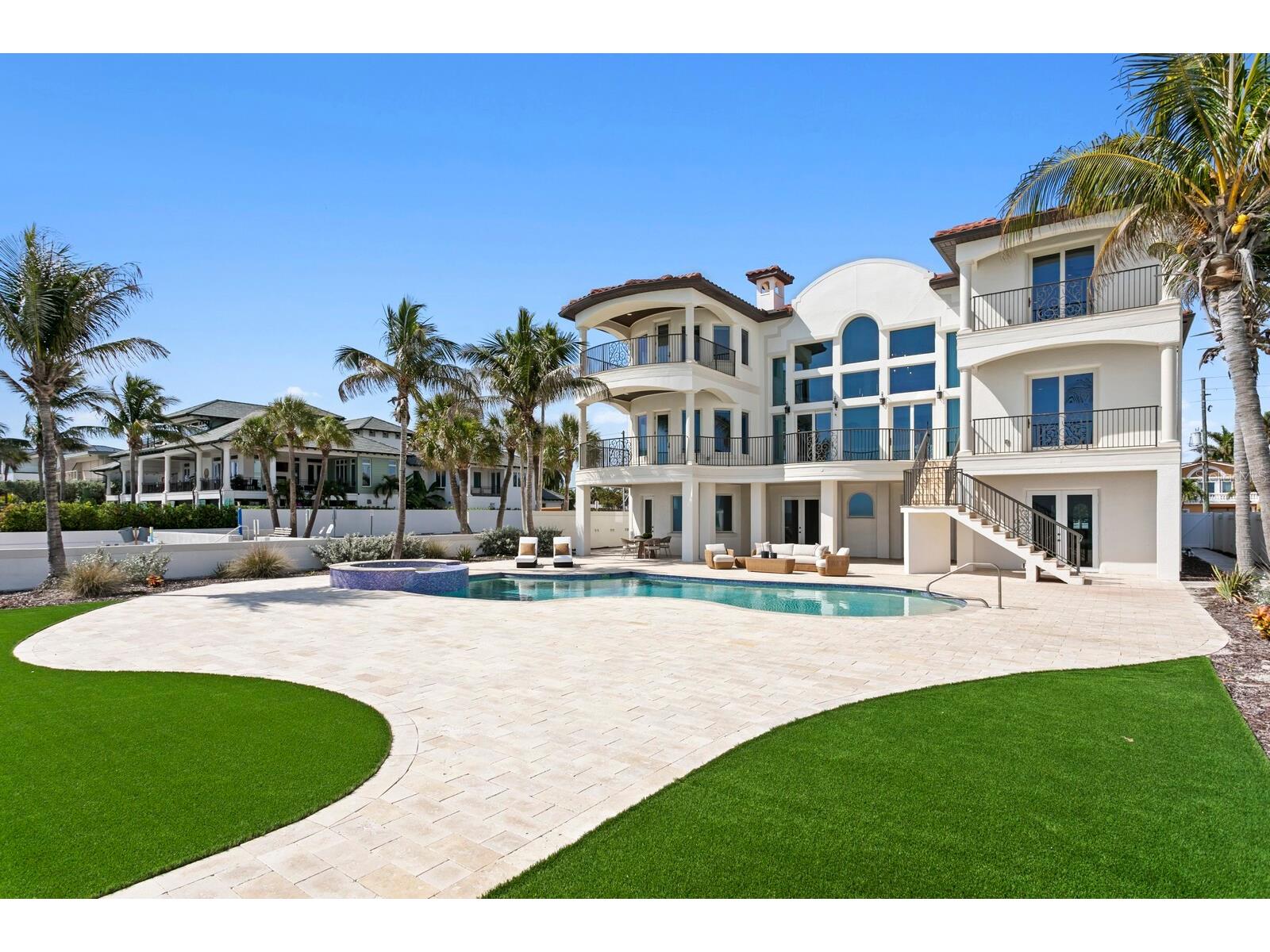15912 Gulf Boulevard Redington Beach FL 33708 TB8525711 image3