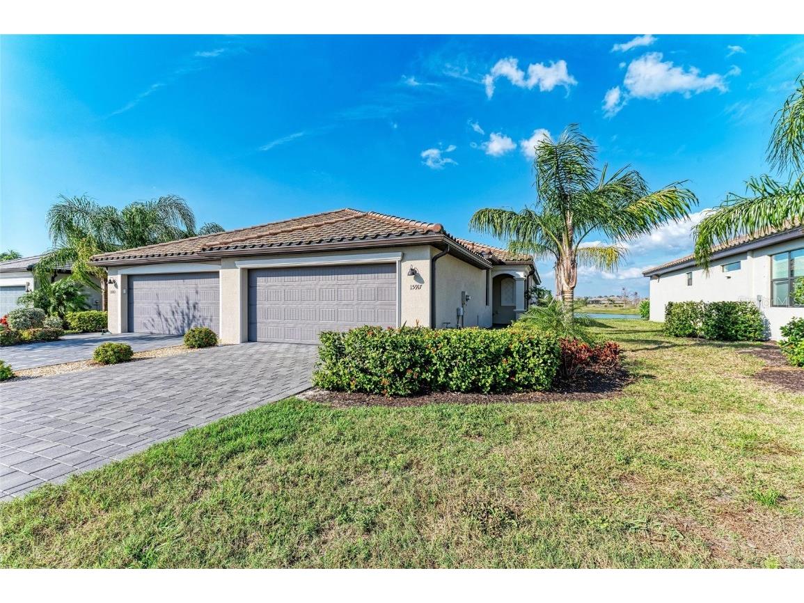 15917 Clear Skies Place Lakewood Ranch FL 34211 A4638405 image1