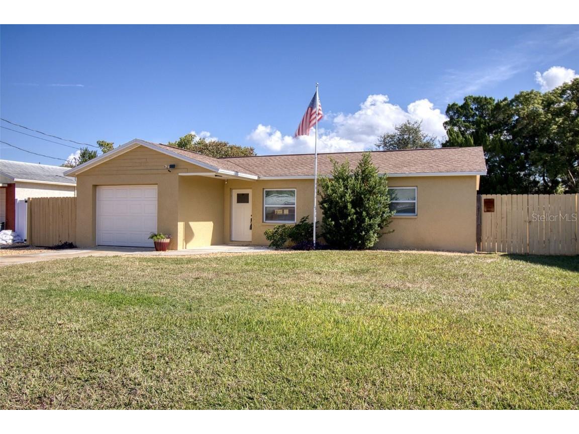 15918 Sea Pines Drive Hudson FL 34667 W7859653 image1