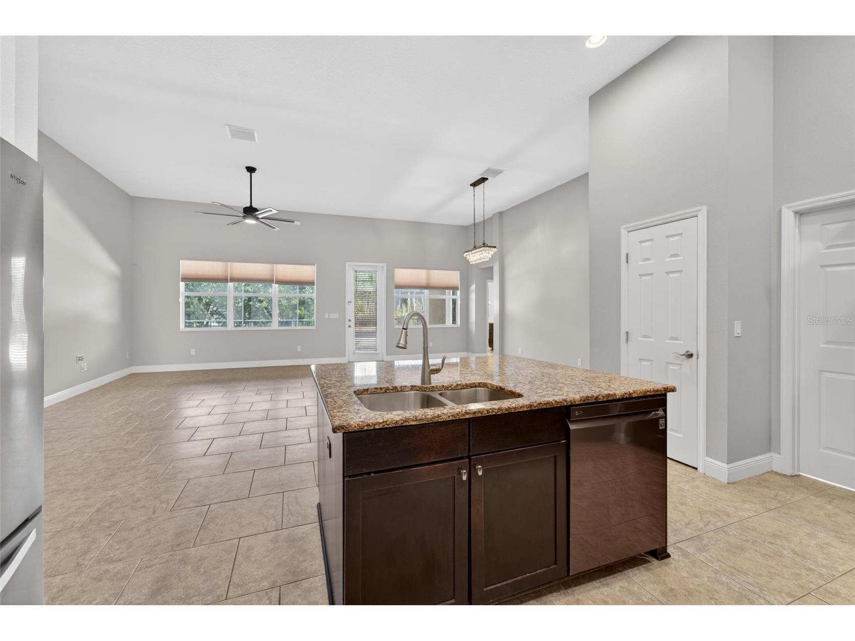 15921 Persimmon Grove Drive Lithia FL 33547 TB8490557 image24