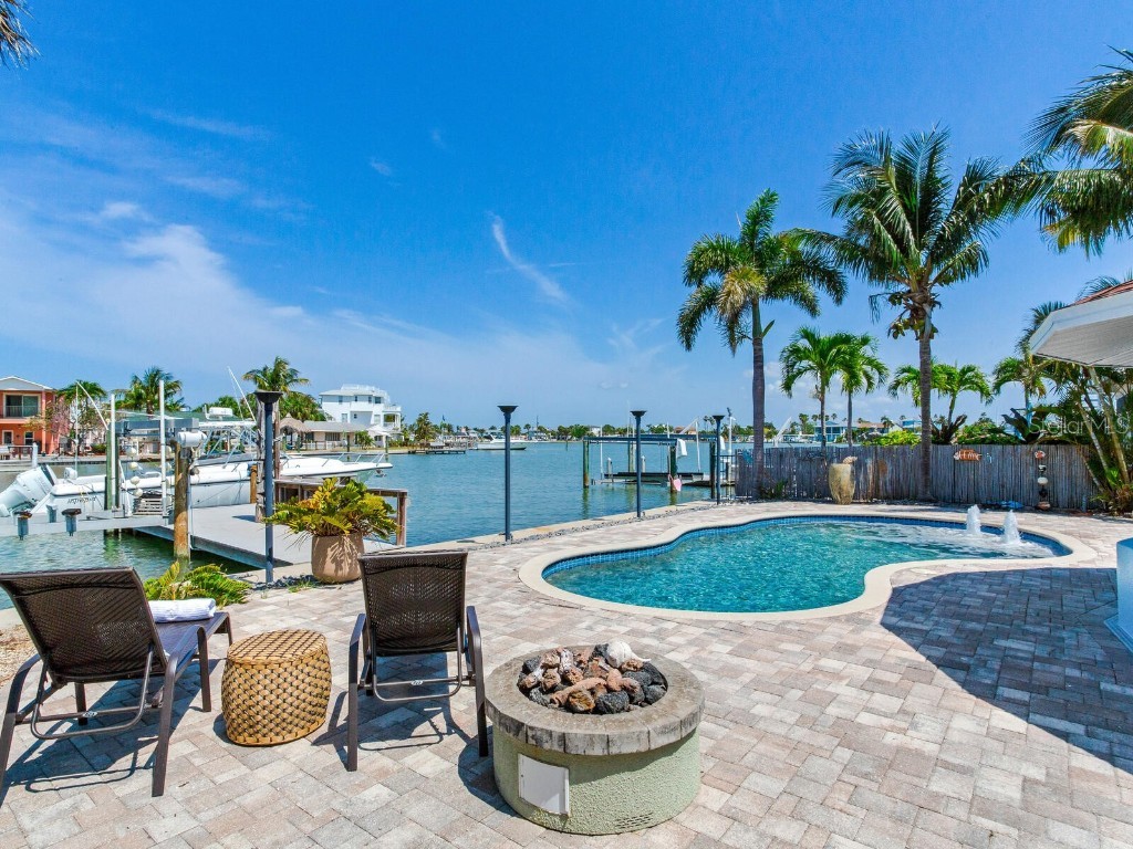 15924 Redington Drive Redington Beach FL 33708 - GULF OF MEXICO U8241984 image1