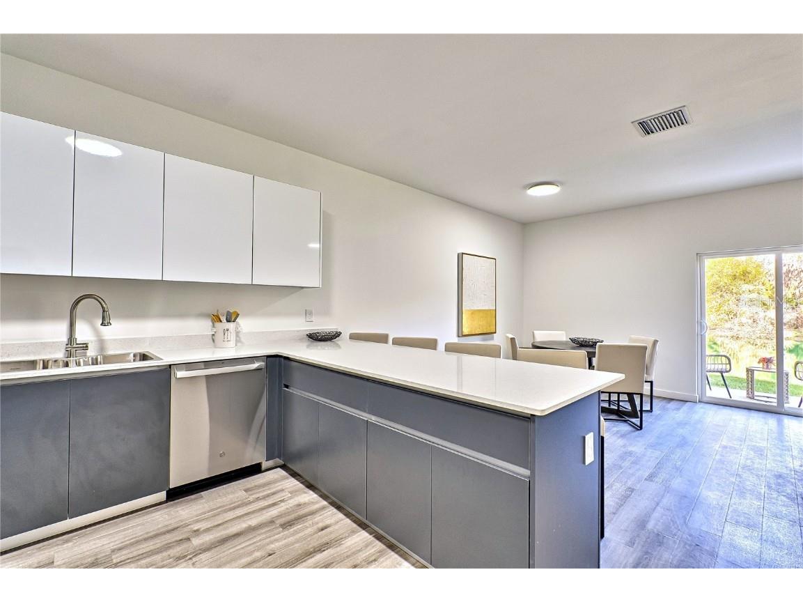 1593 NW 29th Road #5 Gainesville FL 32605 GC532437 image4