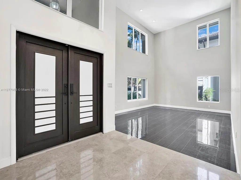 15945 NW 82nd Court Miami Lakes FL 33016 S5139160 image4