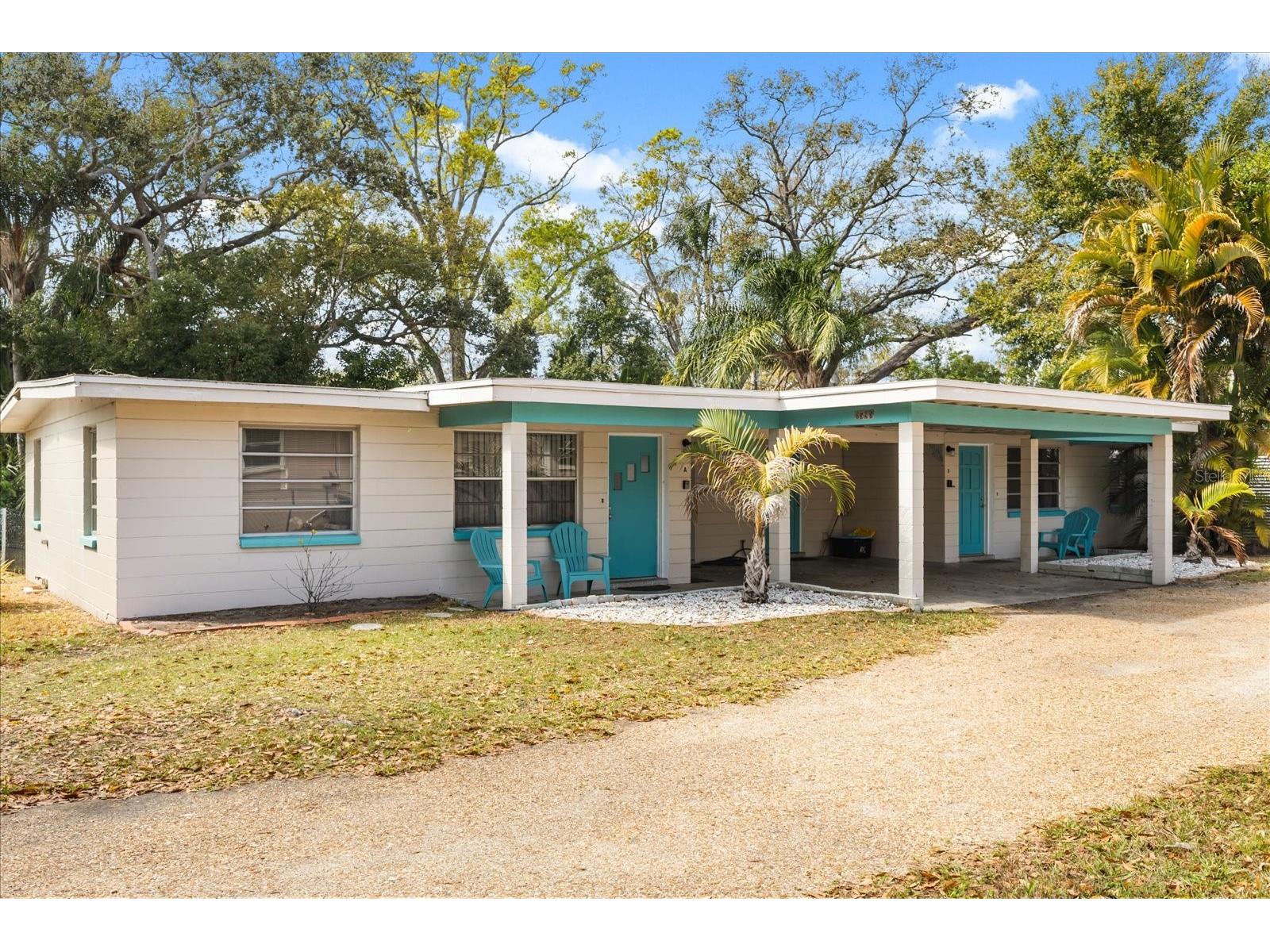 1595 Howard Place #A & B Largo FL 33770 TB8480147 image1