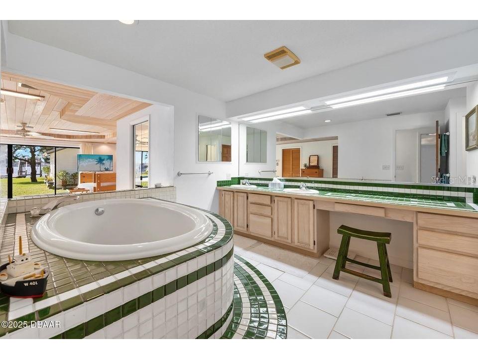 1596 John Anderson Drive Ormond Beach FL 32176 - HALIFAX RIVER FC307508 image33