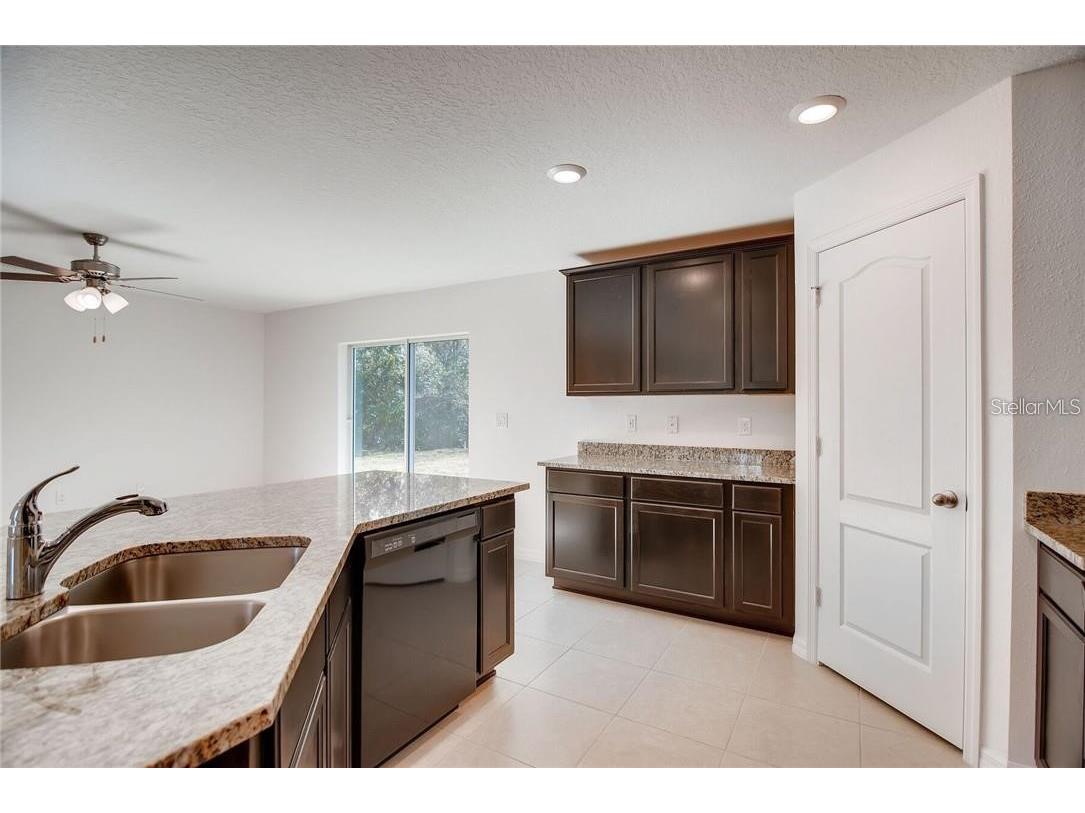 1597 Orne Street Mascotte FL 34753 V4948614 image2