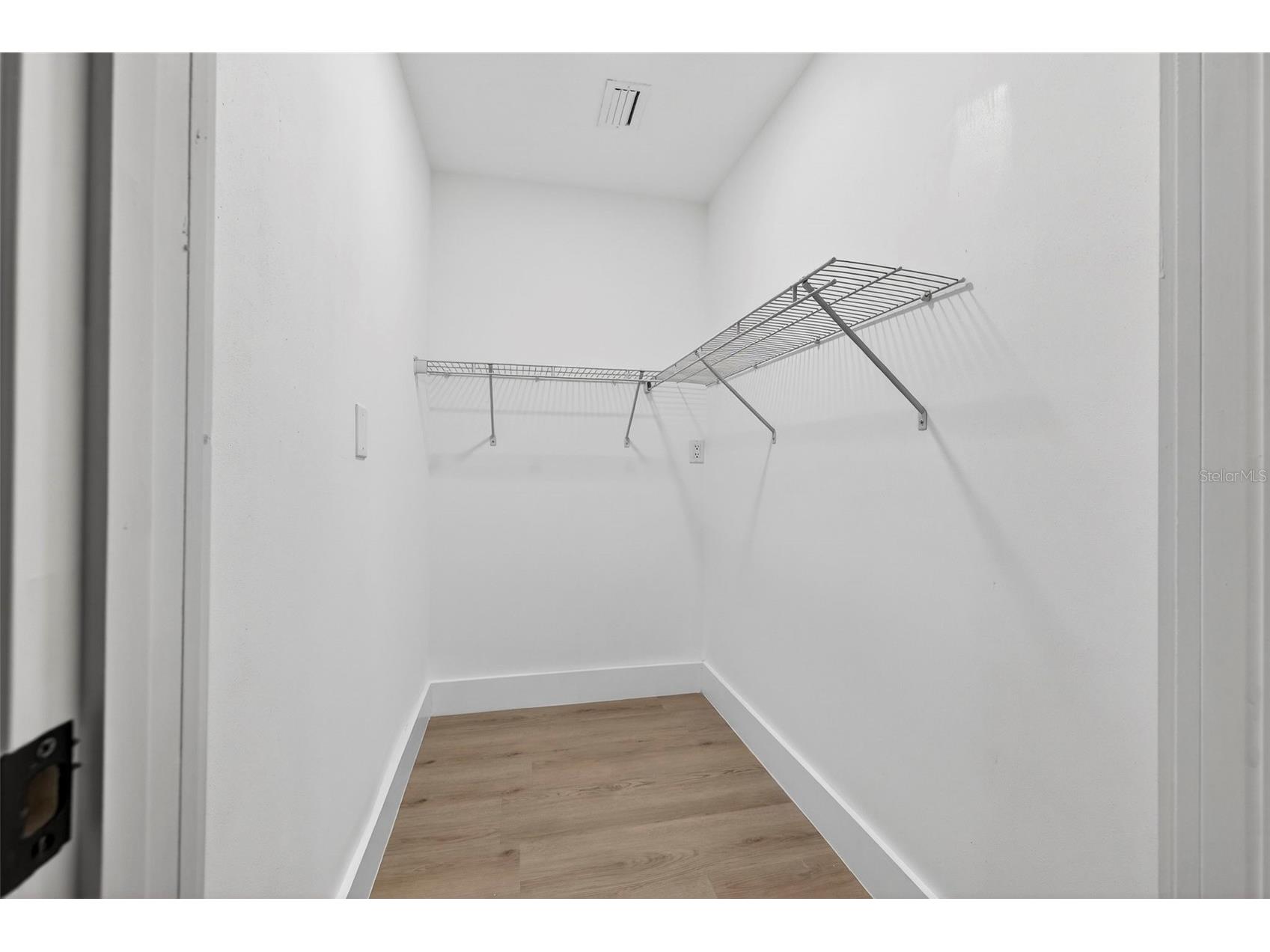 1598 Brookside Boulevard Largo FL 33770 TB8478187 image21