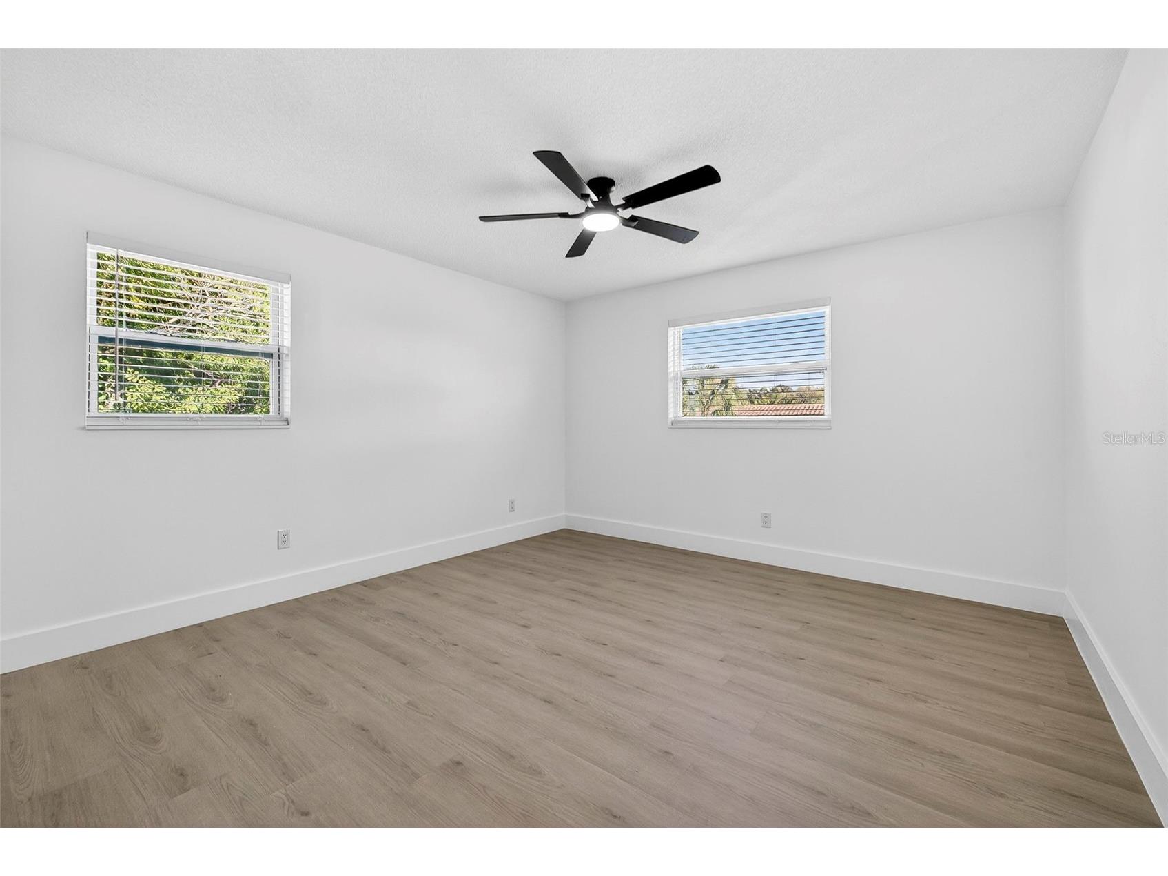 1598 Brookside Boulevard Largo FL 33770 TB8478187 image24