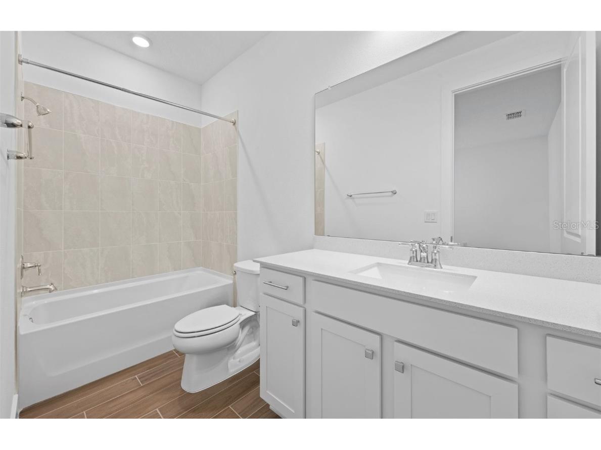 1599 Valier Point Zephyrhills FL 33541 TB8420014 image19