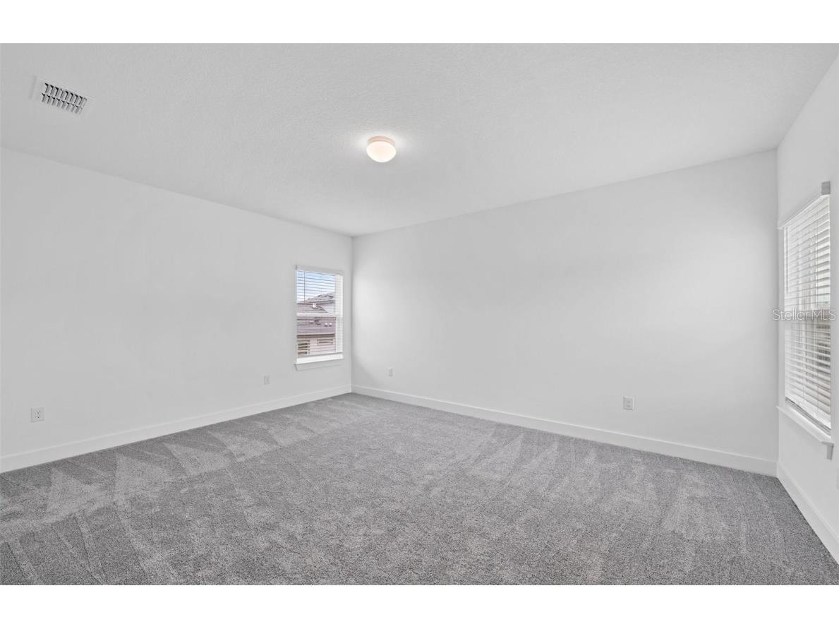 1599 Valier Point Zephyrhills FL 33541 TB8420014 image25