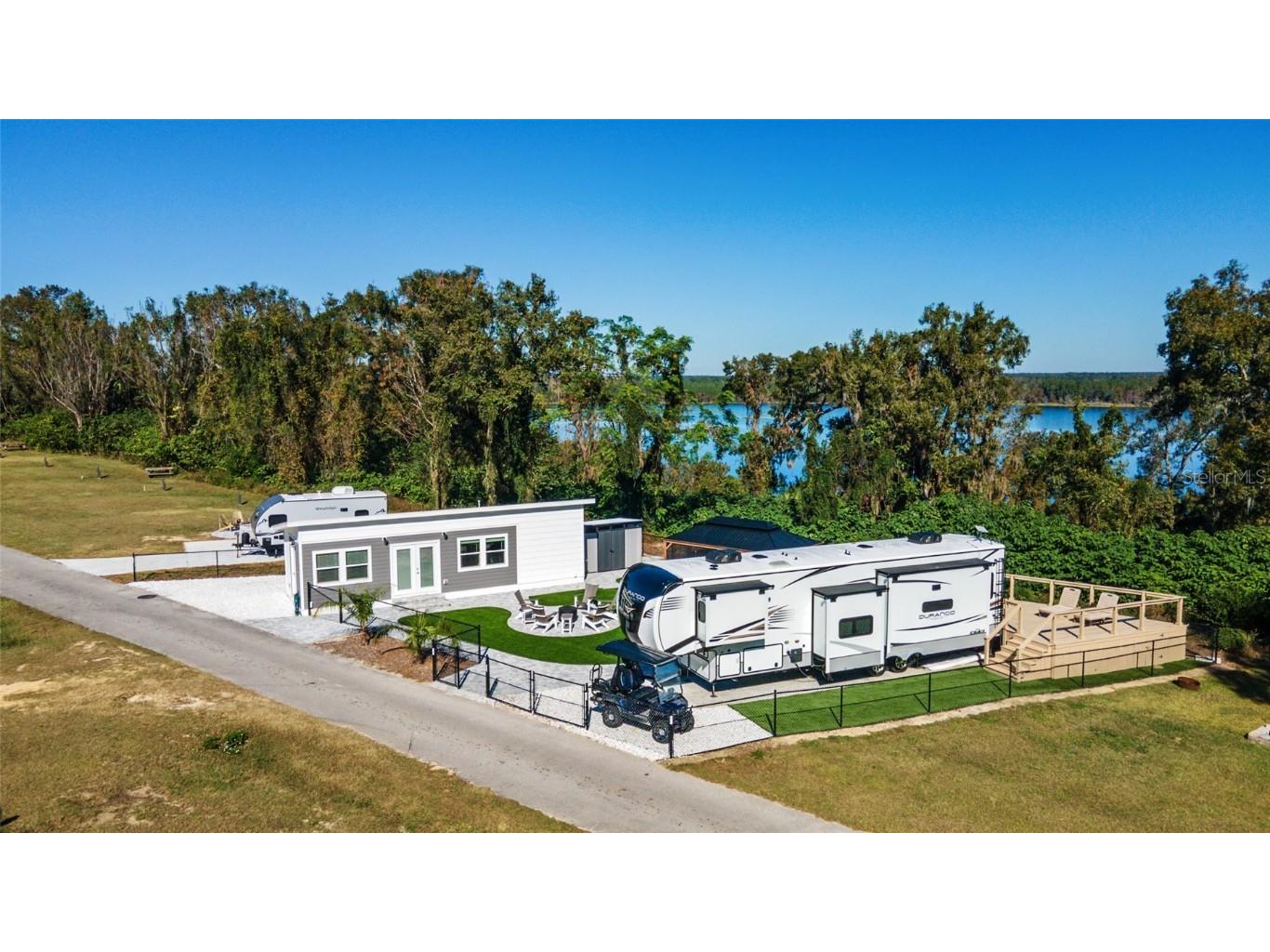 15991 NE 243rd Place Road #351 & 352 Fort Mc Coy FL 32134 - LAKE OCKLAWAHA OM690355 image1