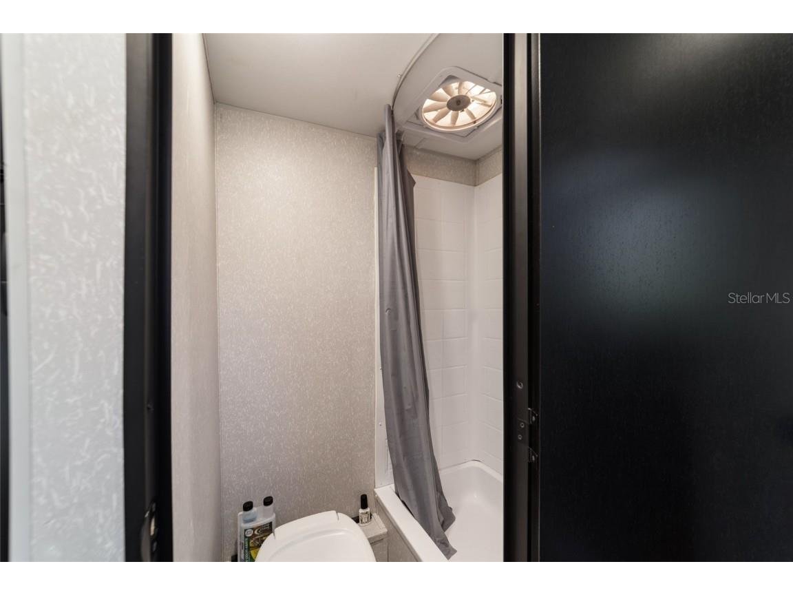 15991 NE 243rd Place Road #351 & 352 Fort Mc Coy FL 32134 - LAKE OCKLAWAHA OM690355 image64