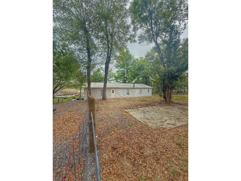 15991 Se 258th Ave Rd Umatilla FL 32784 - NICOTOON LAKE G5094842 image1