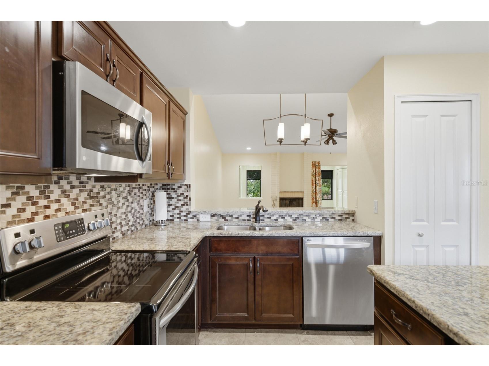 16 Escondido Circle #223 Altamonte Springs FL 32701 O6395689 image10