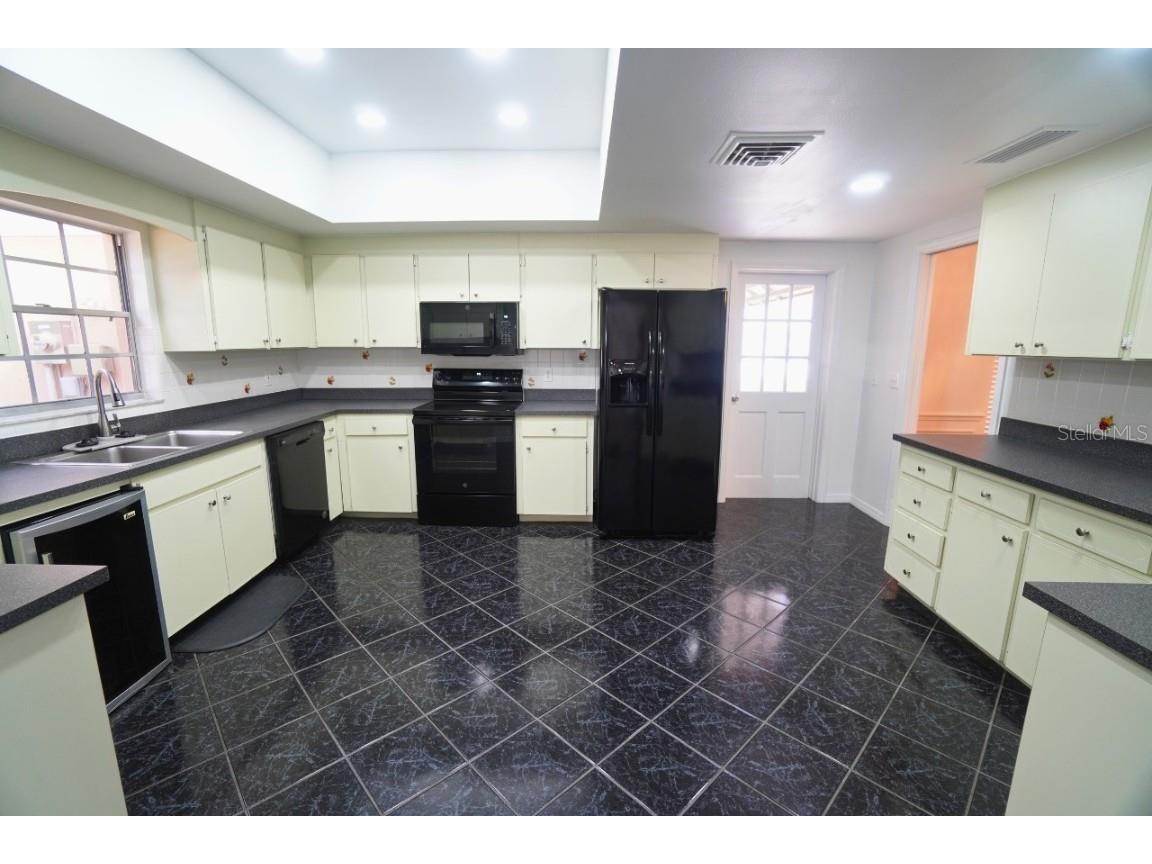 16 Golf View Drive Englewood FL 34223 A4676128 image10