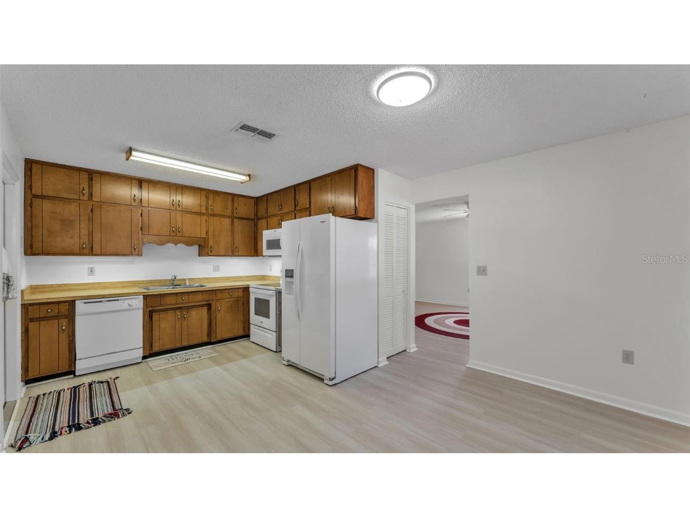 16 N Hendry Avenue Fort Meade FL 33841 L4957124 image7