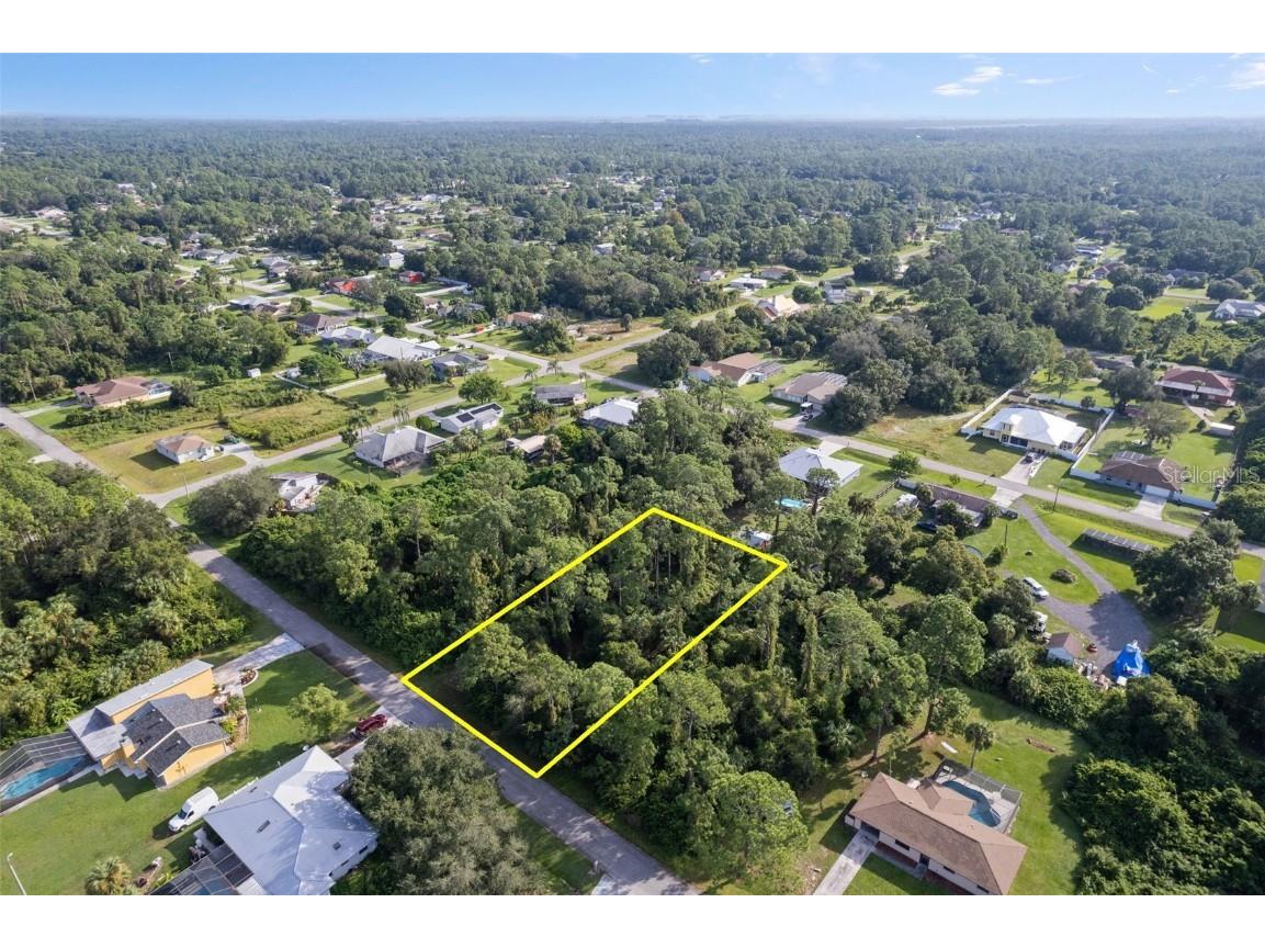 16 Robert Avenue Lehigh Acres FL 33936 C7498300 image1