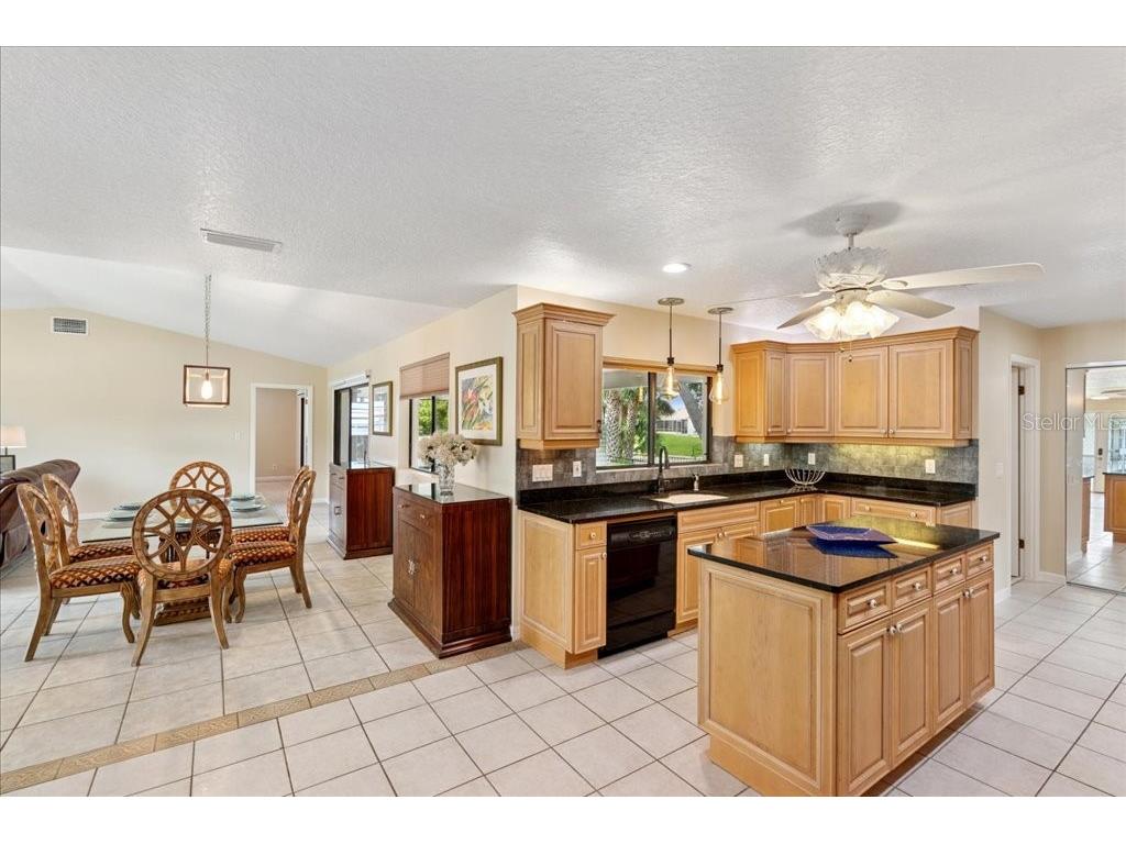 16 S Claymont Court S Palm Coast FL 32137 FC309979 image3