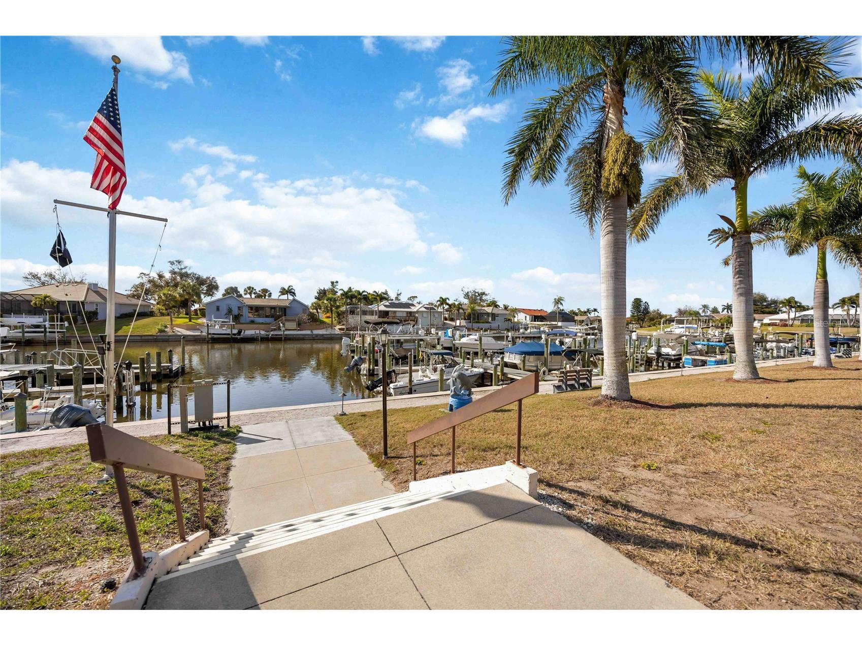 16 S Granada Plaza Englewood FL 34223 A4693291 image63
