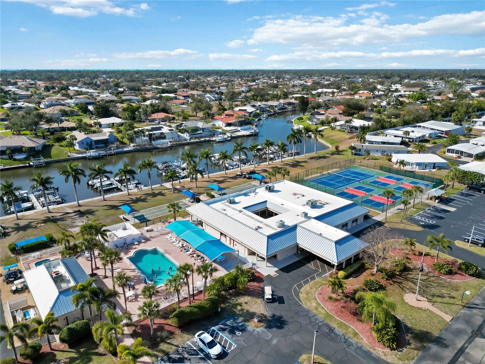 16 S Granada Plaza Englewood FL 34223 A4693291 image69