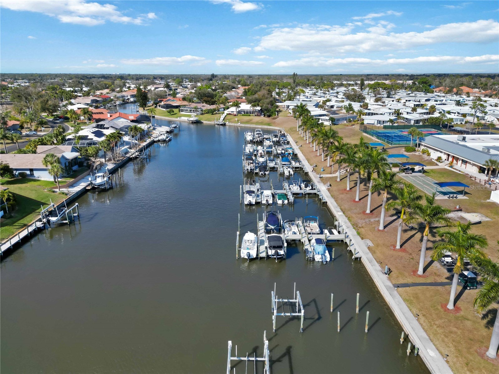16 S Granada Plaza Englewood FL 34223 A4693291 image70