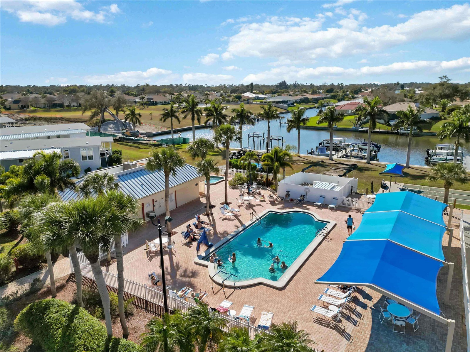 16 S Granada Plaza Englewood FL 34223 A4693291 image74