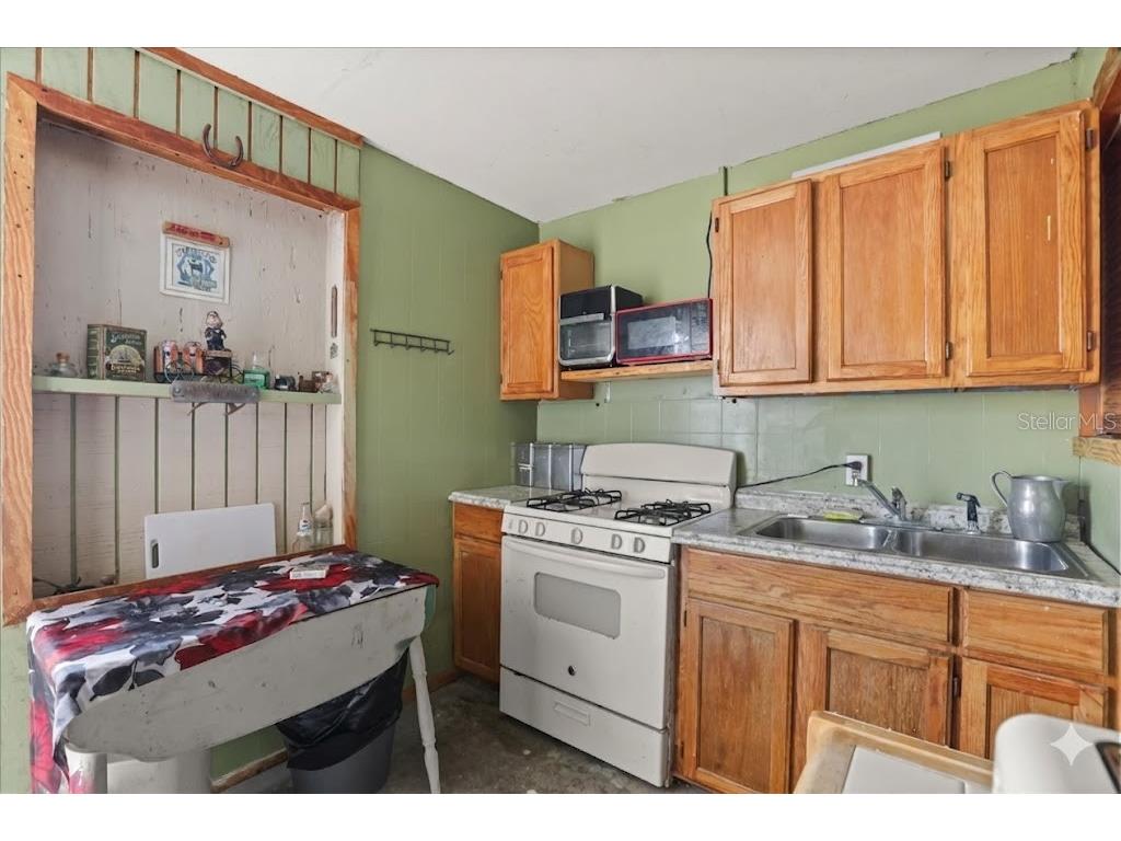 16 S Grandview Ave Daytona Beach FL 32118 O6407163 image14