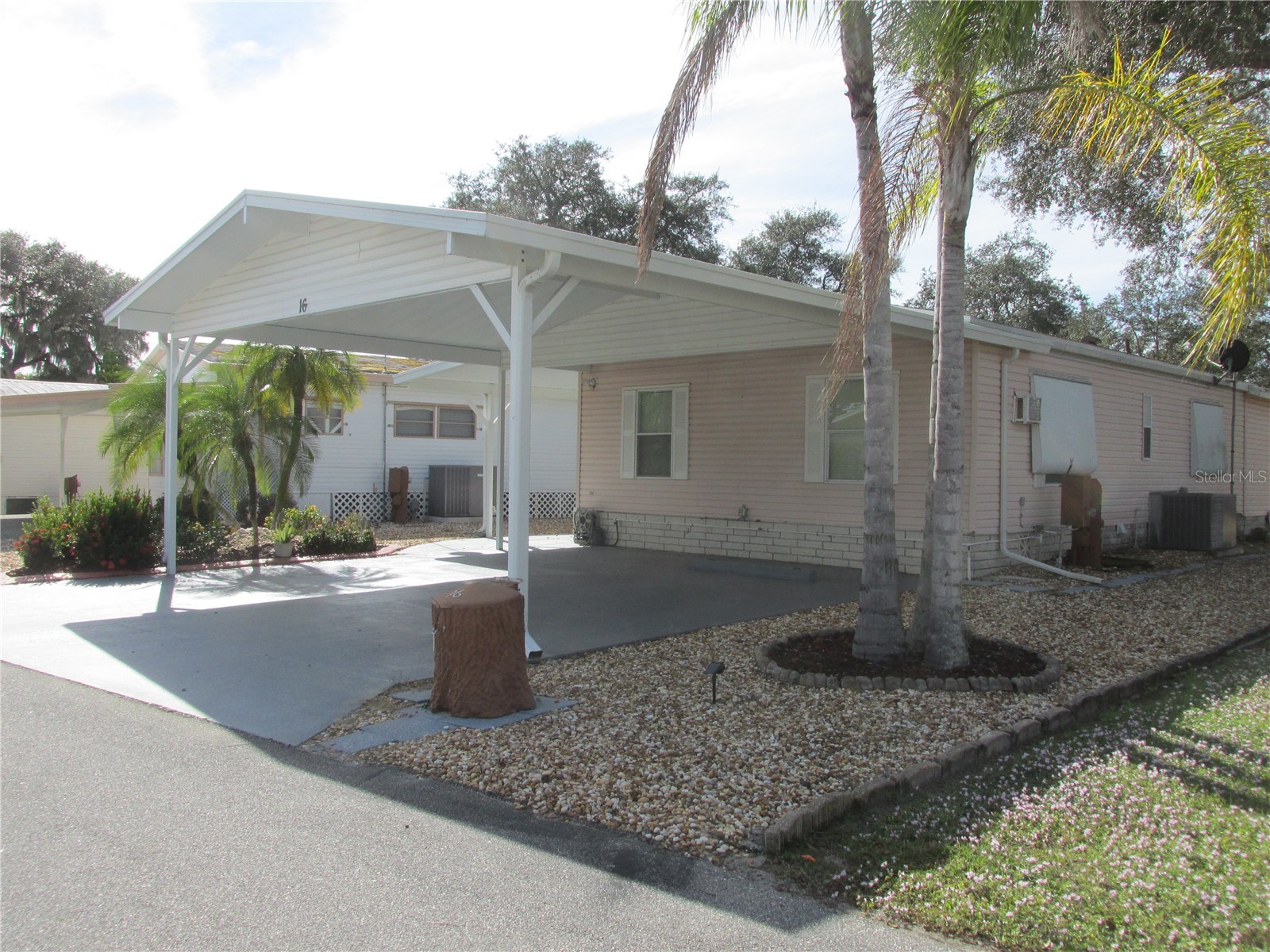 16 Silver Doctor Lane Lake Wales FL 33898 - SADDLEBAG LAKE K4902906 image1