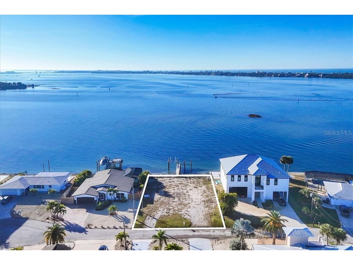 16 Southwind Drive Englewood FL 34223 - LEMON BAY D6145451 image1