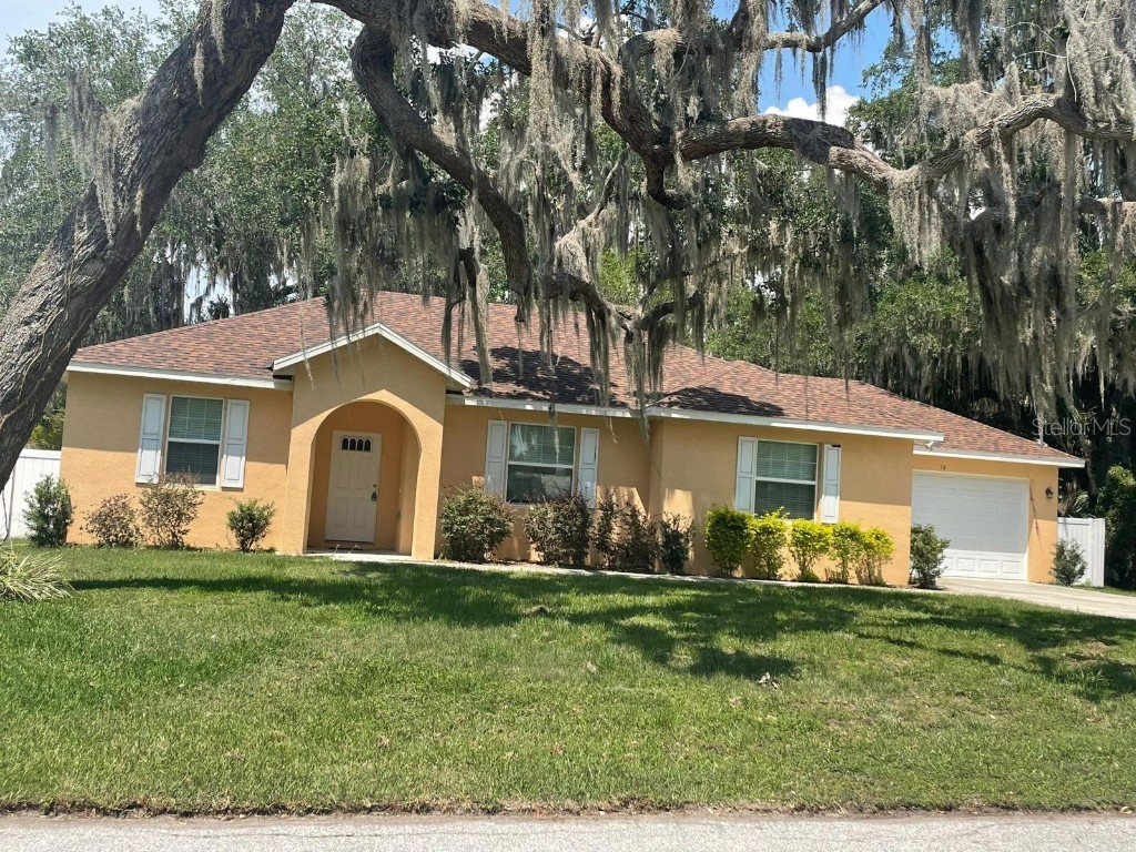 16 Tangerine Road Yalaha FL 34797 O6111166 image1