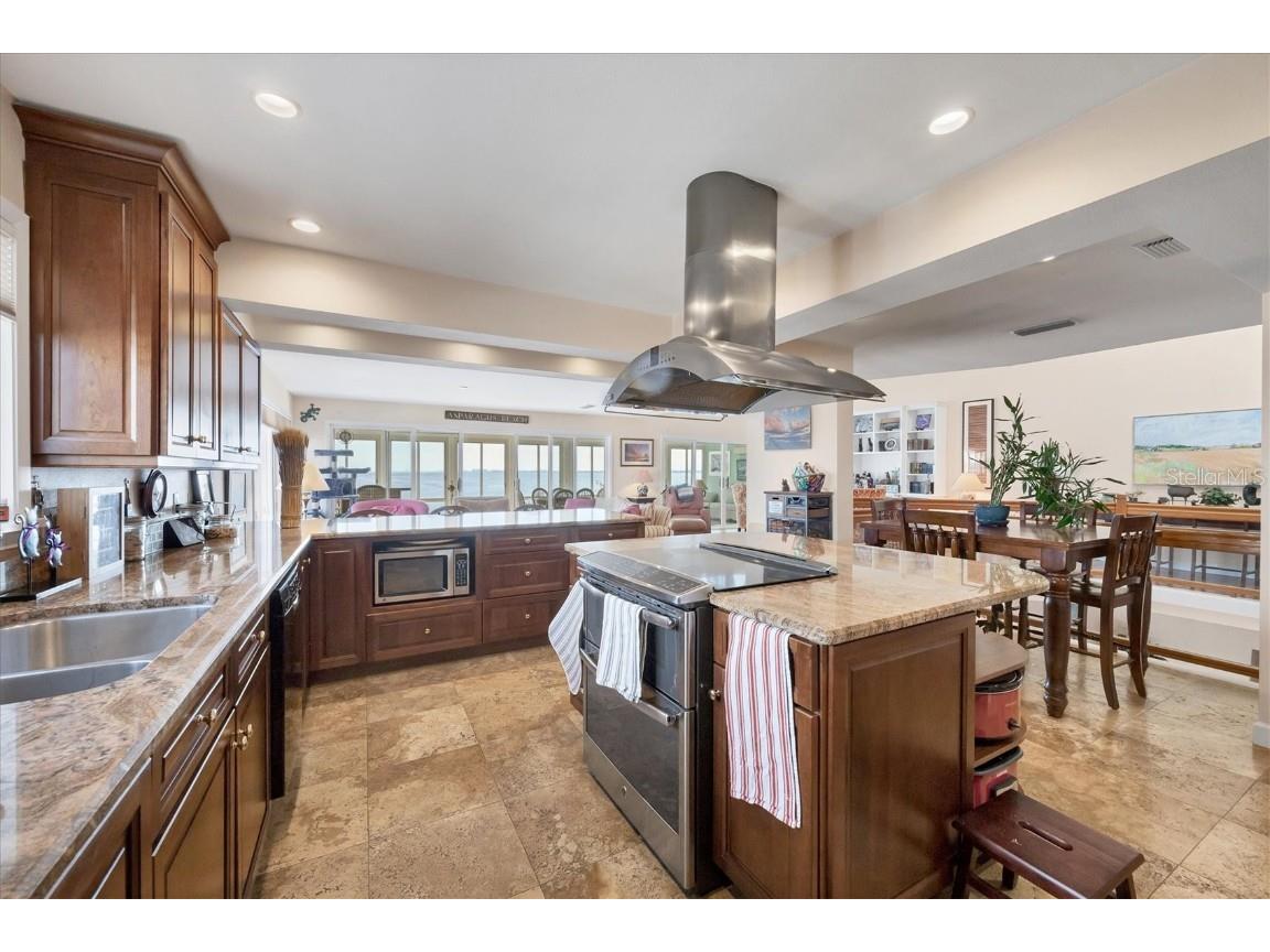 16 Tidy Island Boulevard #16 Bradenton FL 34210 - SARASOTA BAY A4669055 image11