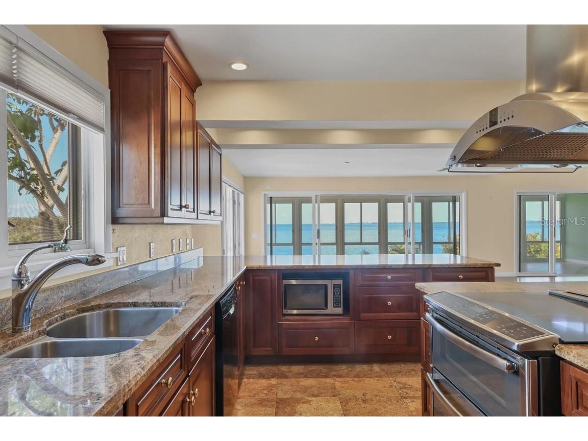 16 Tidy Island Boulevard #16 Bradenton FL 34210 - SARASOTA BAY A4669055 image39