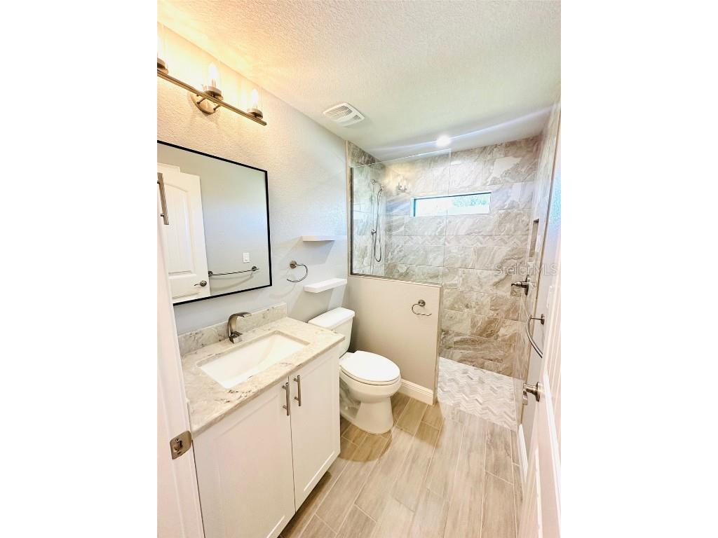 16 Tournament Road Rotonda West FL 33947 A4666022 image30