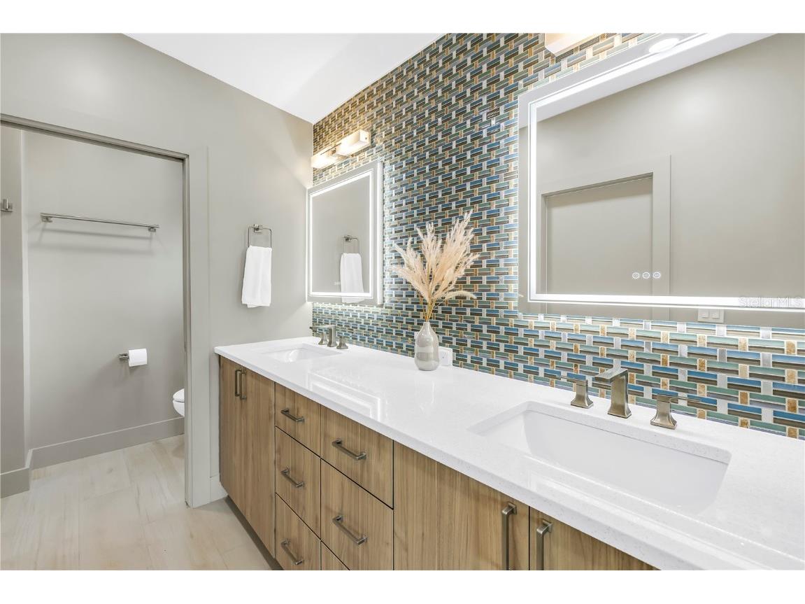 16 Treasure Lane Treasure Island FL 33706 TB8426022 image36