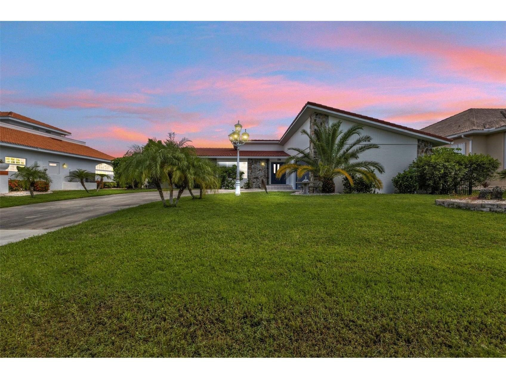 16 Tropicana Drive Punta Gorda FL 33950 C7521090 image1