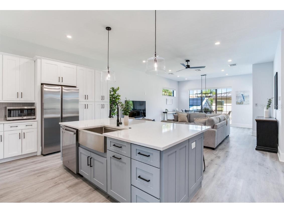 160 174th Terrace Drive E #B Redington Shores FL 33708 - BOCA CIEGA BAY TB8341207 image12