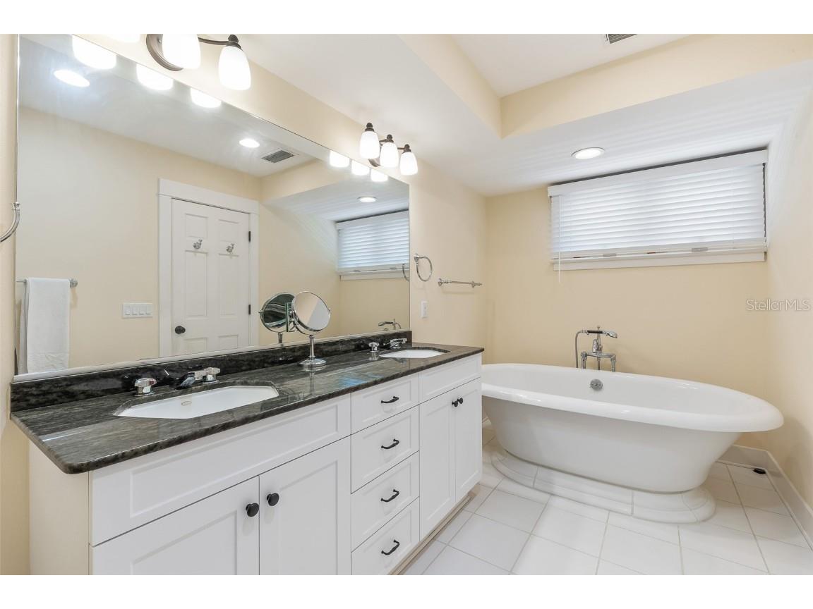 160 1st Street E Boca Grande FL 33921 D6145289 image14