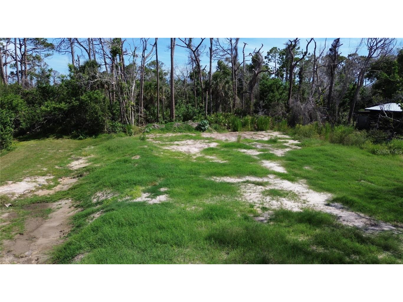 160 Crestview Drive #B17 Englewood FL 34223 D6142720 image1