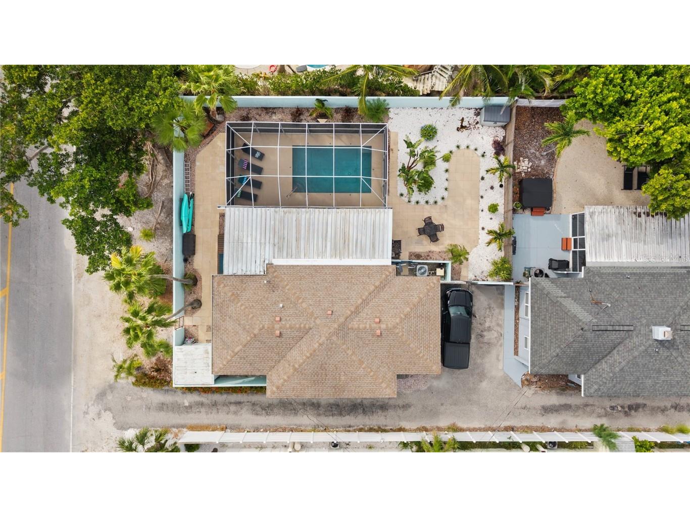 160 Harrison Drive #7 Sarasota FL 34236 A4671985 image2